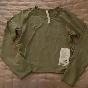 Lululemon green top